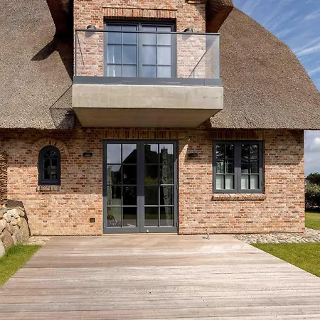 Sunrise-beach Holiday home *